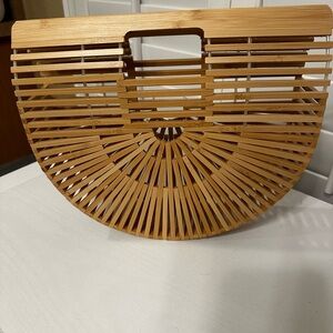 Bamboo style clutch